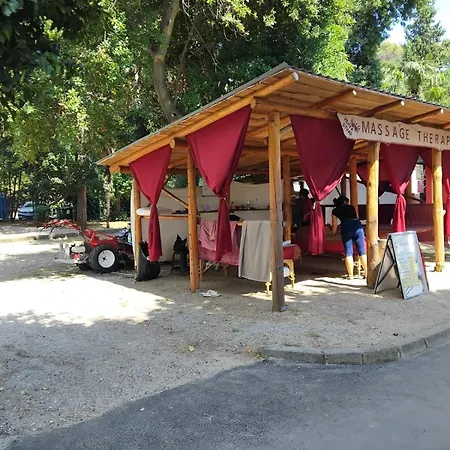 Trg Duga Апартаменты *