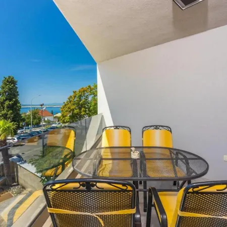 Apartment Trg Duga Crikvenica