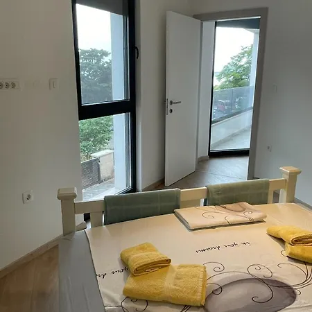 Trg Duga * Crikvenica