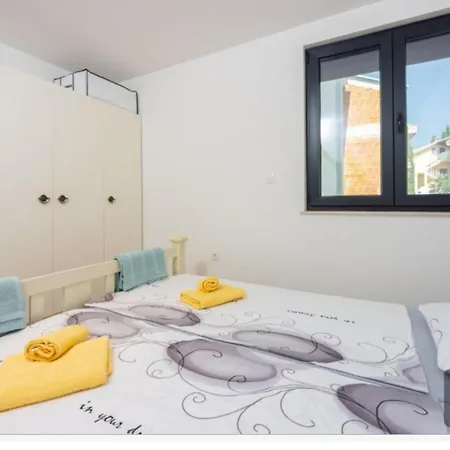 Apartment Trg Duga *