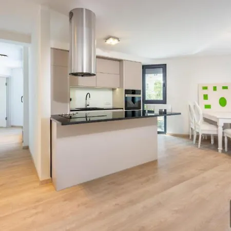 Trg Duga Apartment *