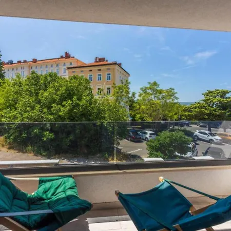 Apartment Trg Duga Crikvenica