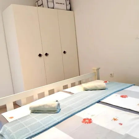 Trg Duga * Crikvenica